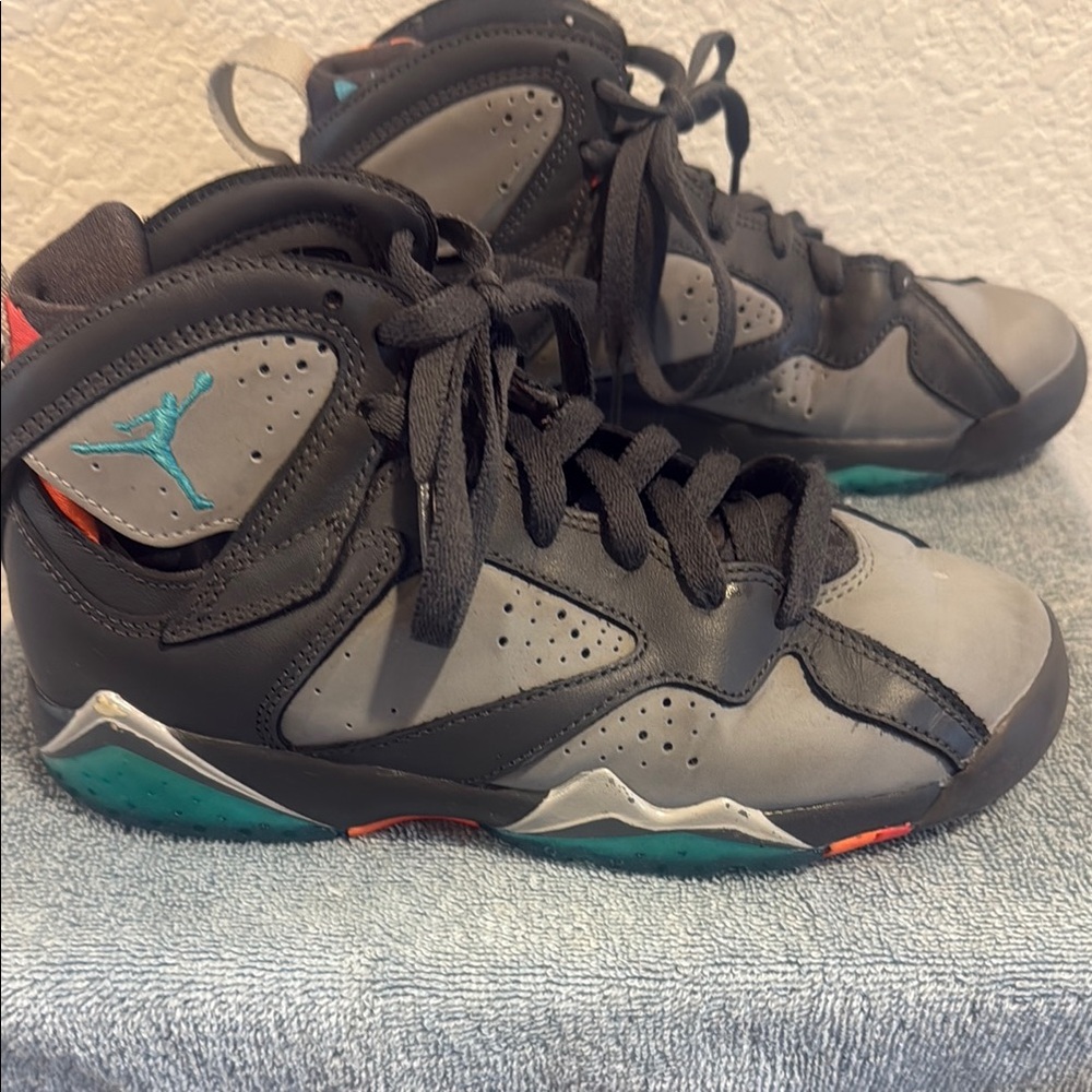 Jordan Black and Gray Sneakers with Geometric Design